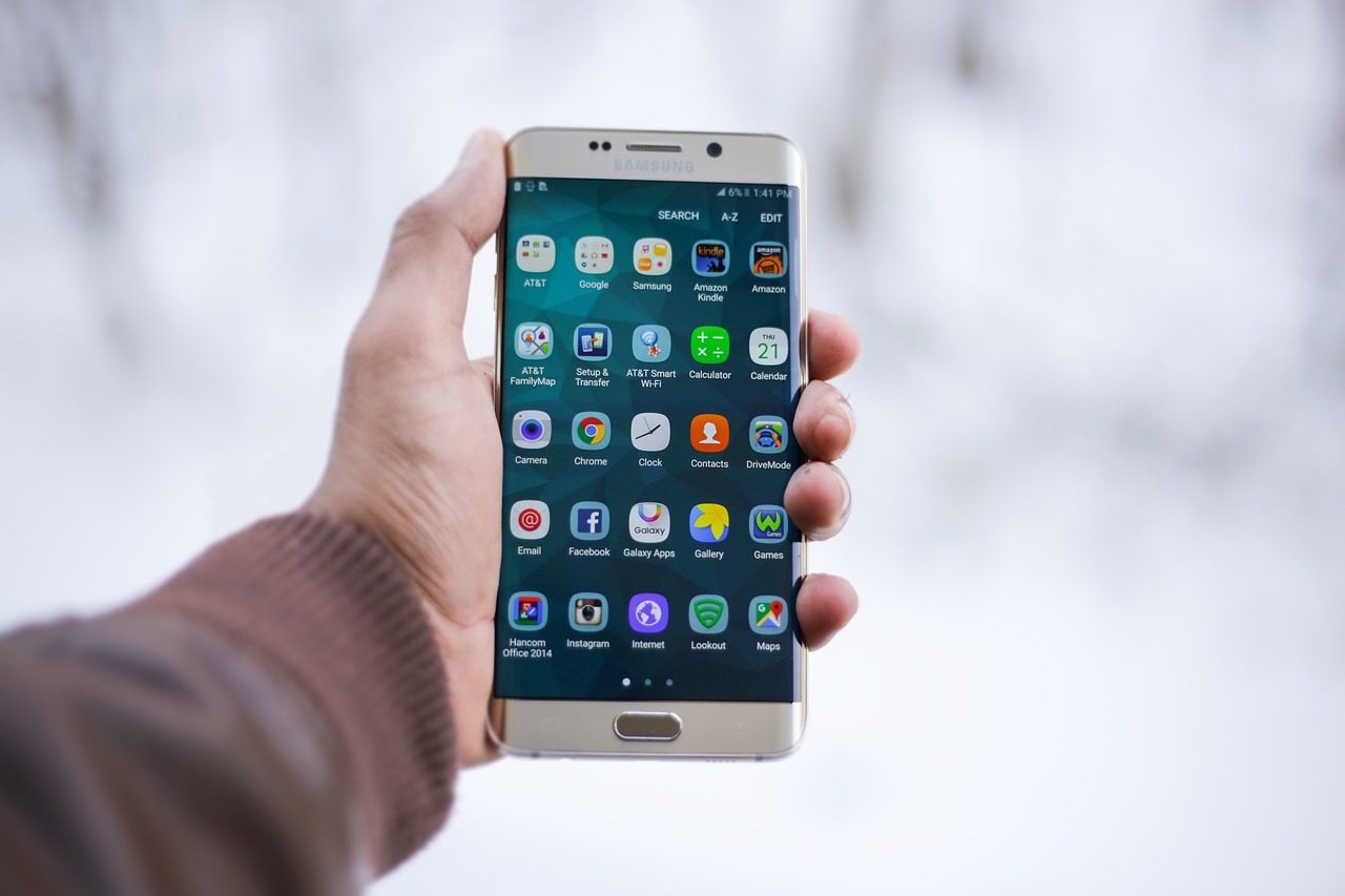 Top Brands Mobile Phone Price in Bangladesh 2025 – Compare Budget to Flagship Phones